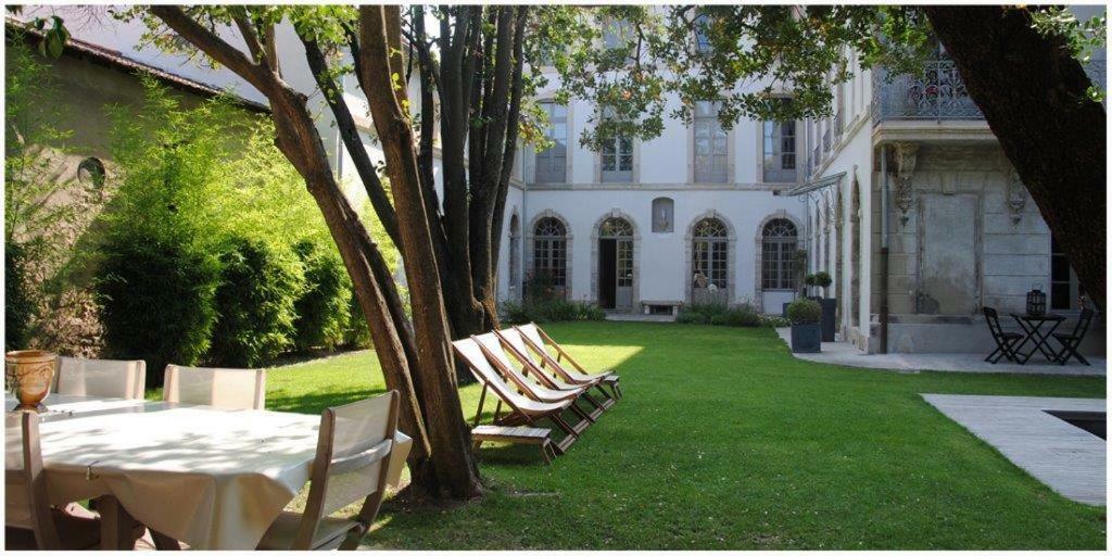 Villa Les Jardins de Marze à Carpentras Extérieur photo